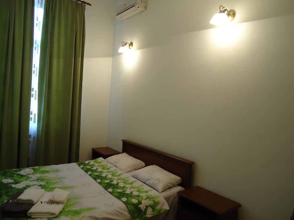 Rentday Apartments - Kiev Екстер'єр фото