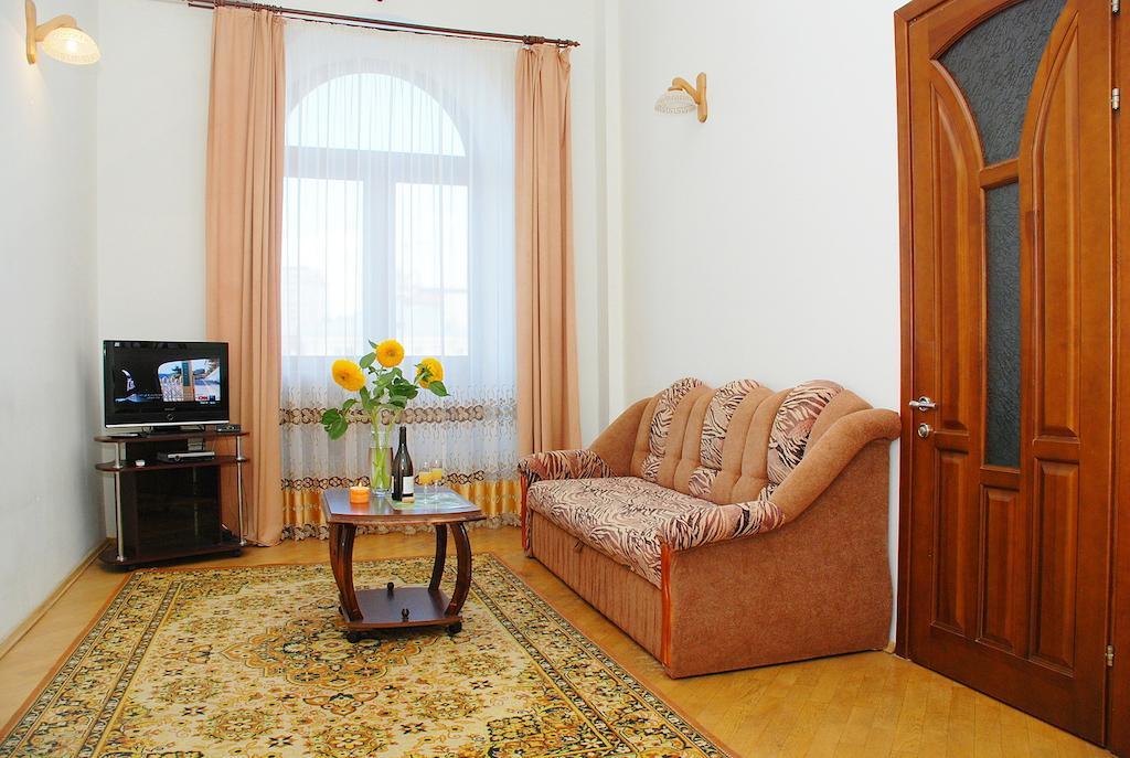 Rentday Apartments - Kiev Екстер'єр фото